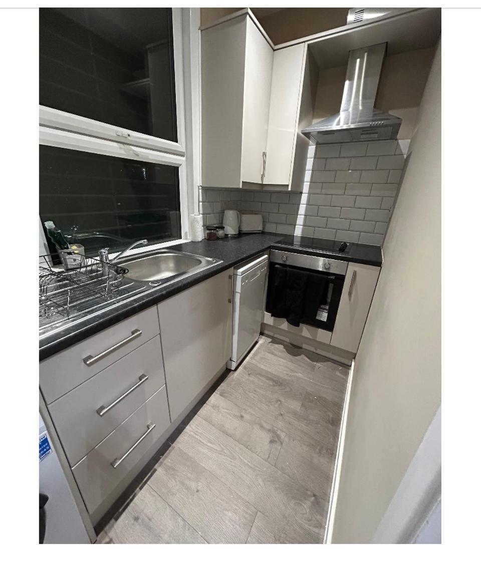 Central Locations 1 Bed Apartments Sleeps 4 London Luaran gambar