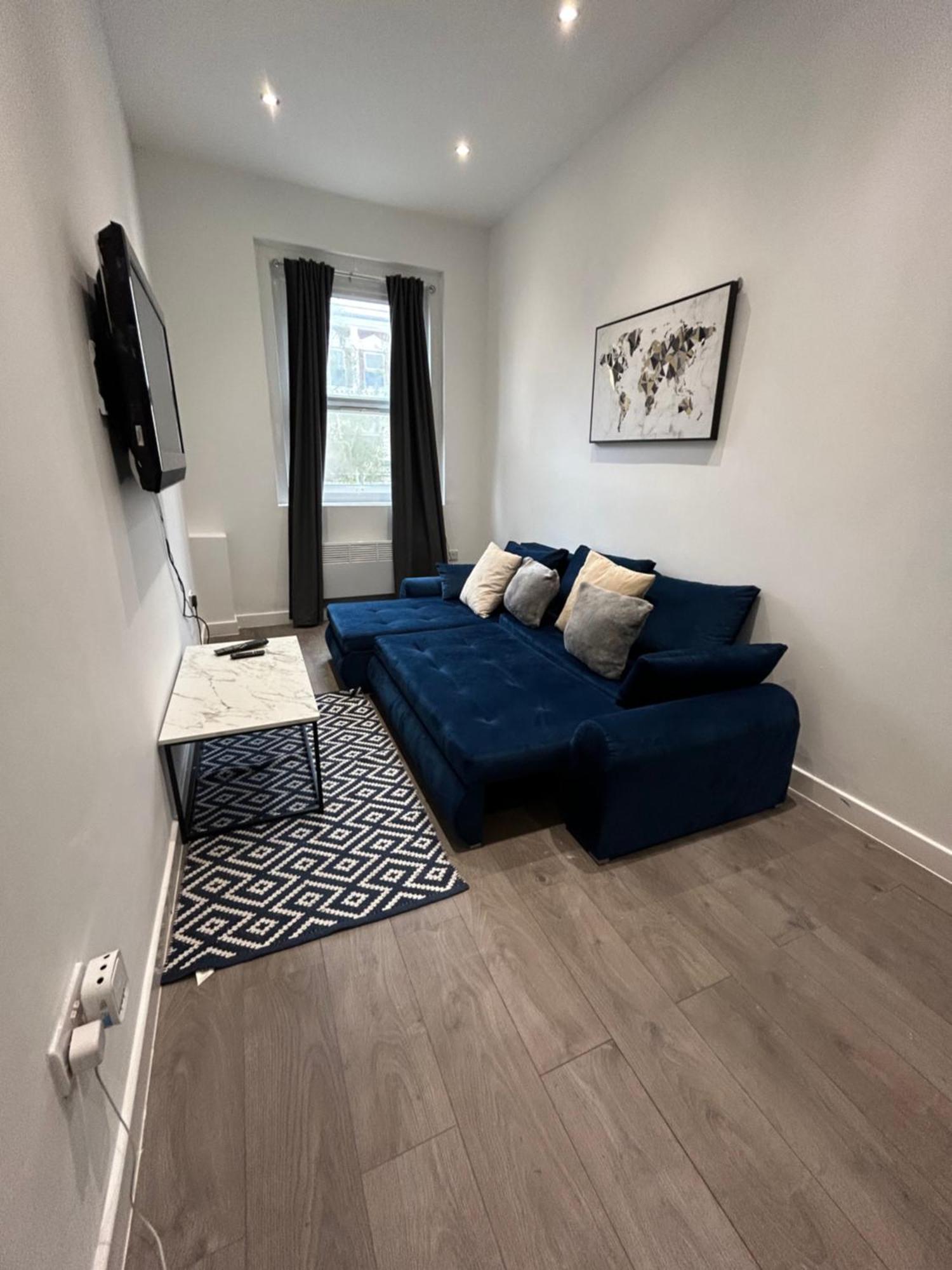 Central Locations 1 Bed Apartments Sleeps 4 London Luaran gambar