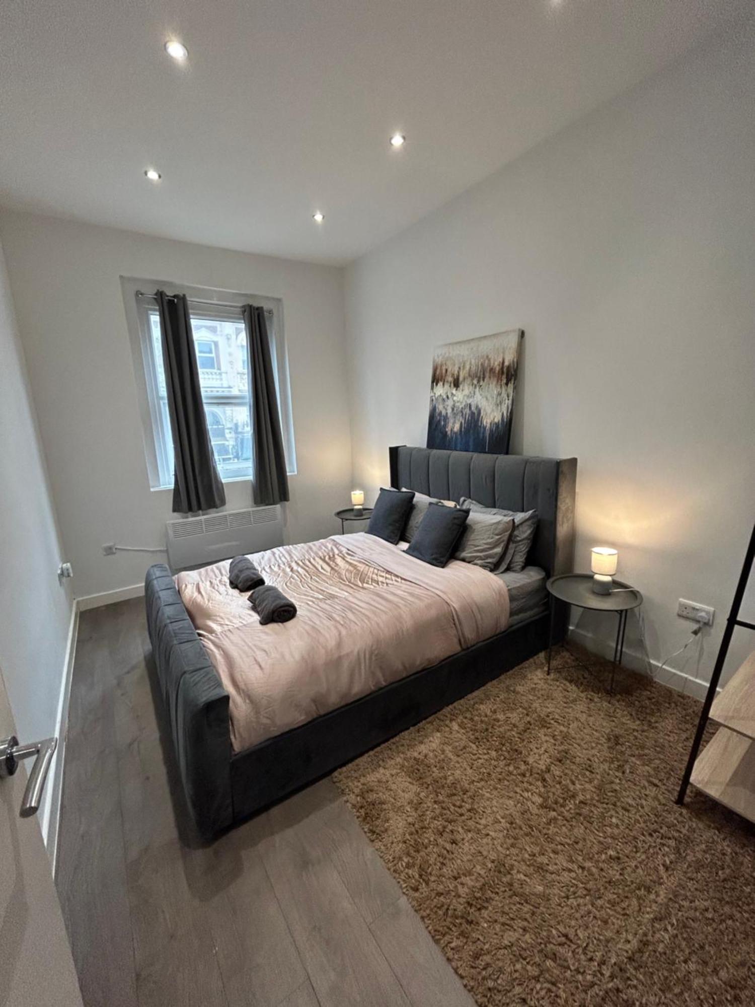 Central Locations 1 Bed Apartments Sleeps 4 London Luaran gambar